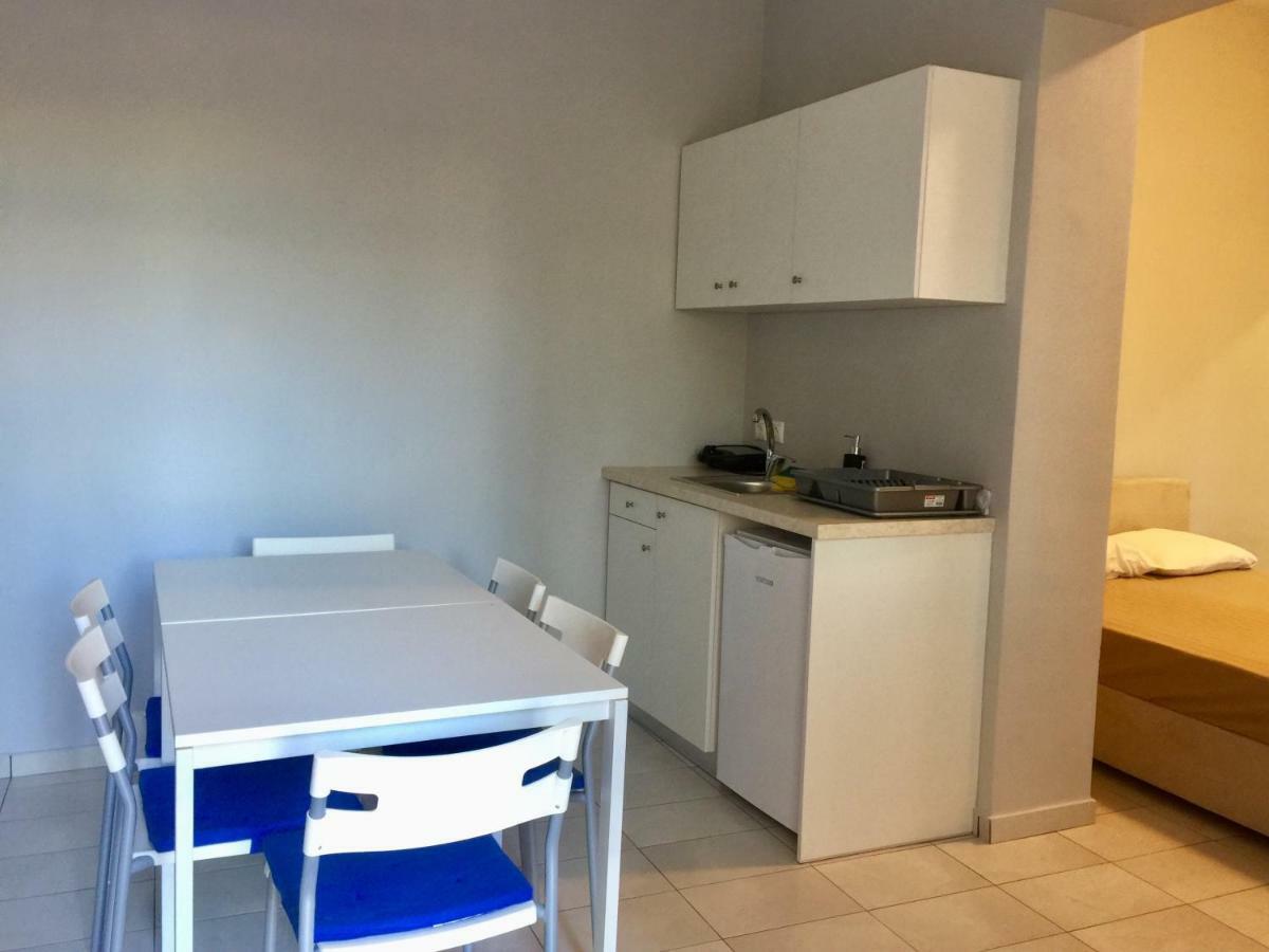 Holodek Apartments Sygrou Parking Atena Exterior foto