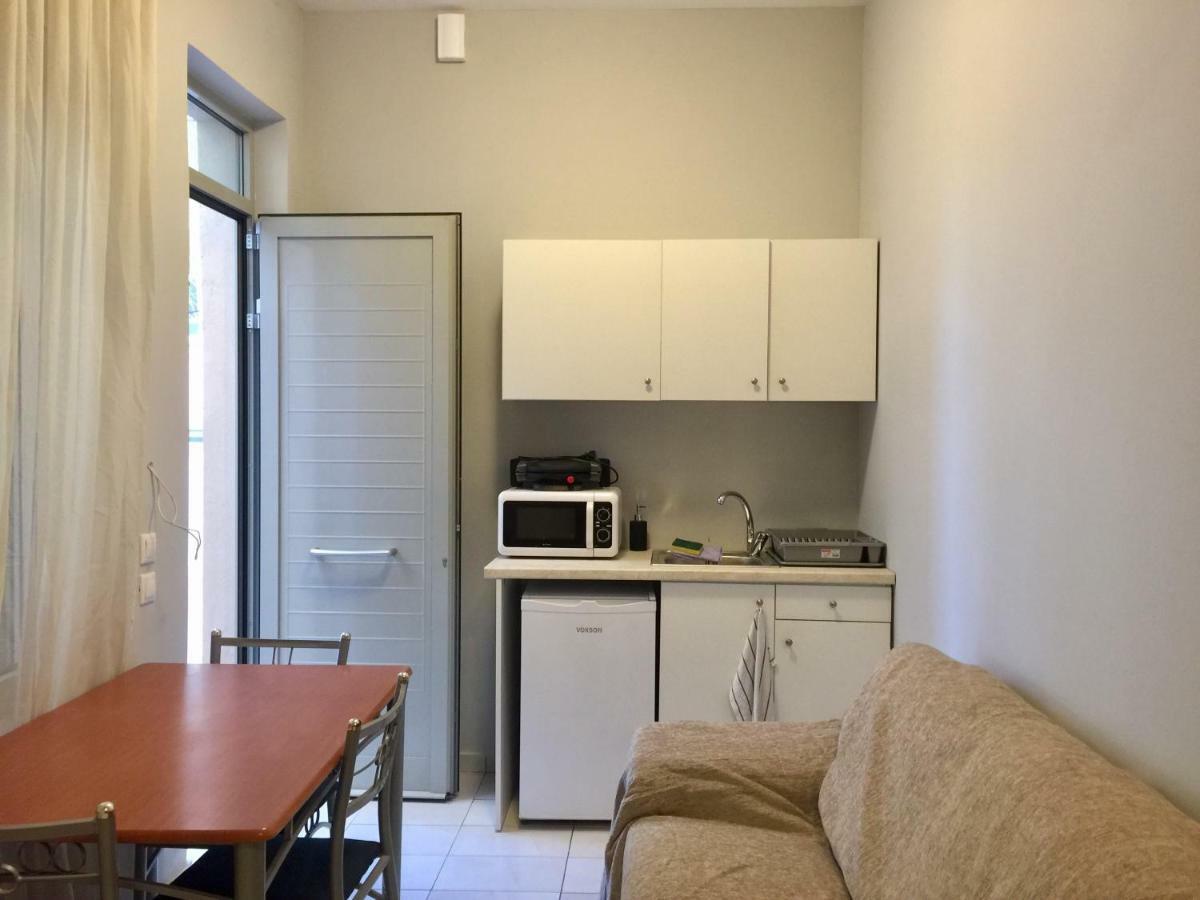 Holodek Apartments Sygrou Parking Atena Exterior foto